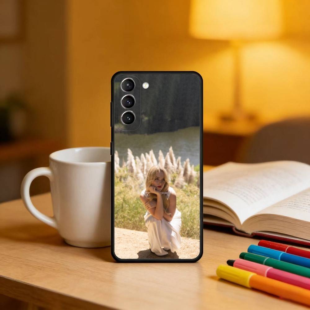 Beauty M-Mckenna G-Grace Phone Case For Samsung S25,24,23,22,30,21,10,9,Ultra,Plus,Lite,FE,4,5 G Soft Black Case