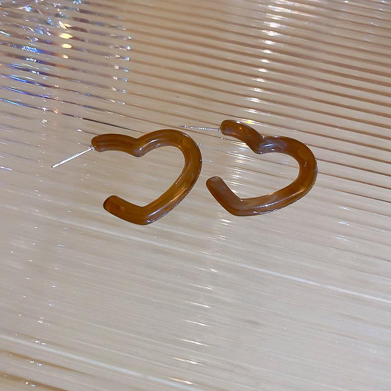 

Серьги-пусеты Maillard Silver Needle: Геометрические неровные серьги-пусеты из смолы для женщин