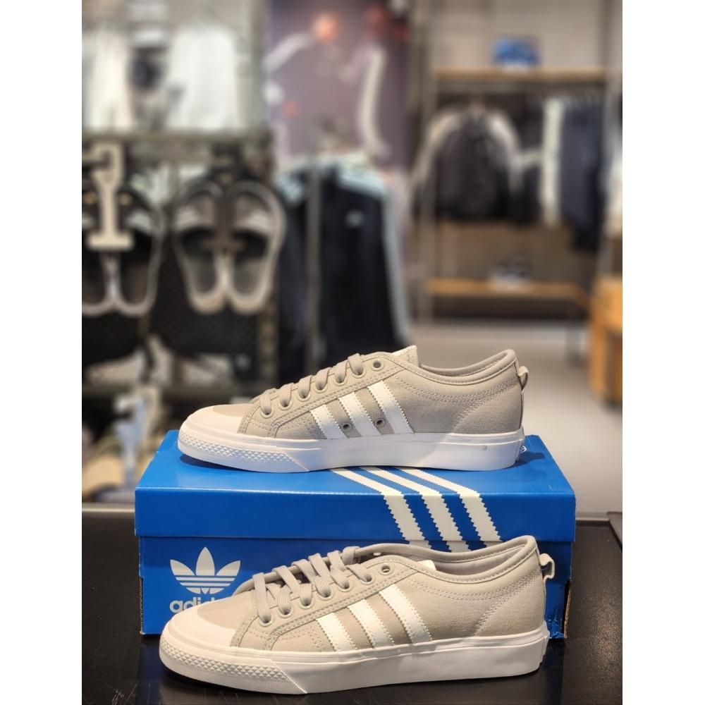 

Adidas кроссовки унисекс Niza Trefoil HQ8526
