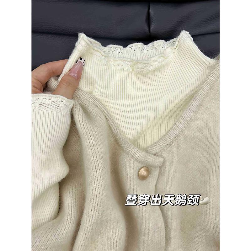 Beautiful lace semi-turtleneck knitted bottoming shirt for women in autumn and winter, stacked inside, long-sleeved top, soft waxy design sweater