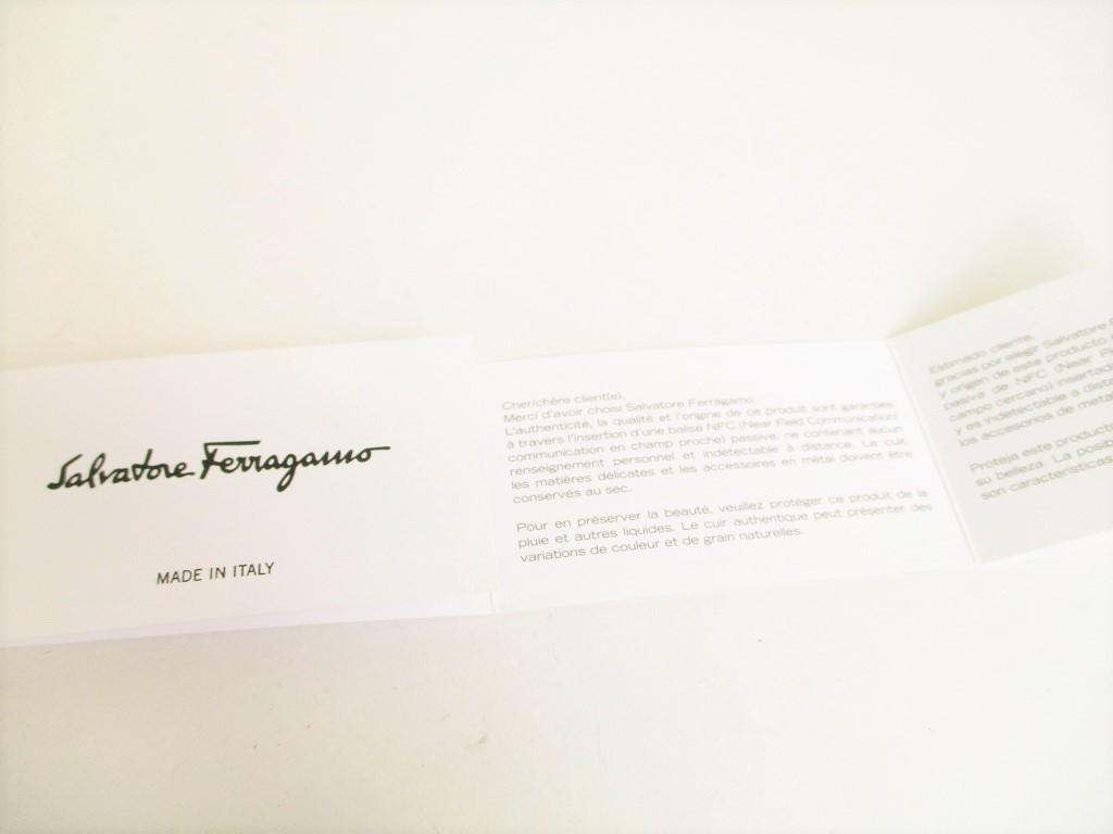 Authentic Salvatore Ferragamo Gancini Black Leather Round Zip Bifold Wallet #8762  Refurbished