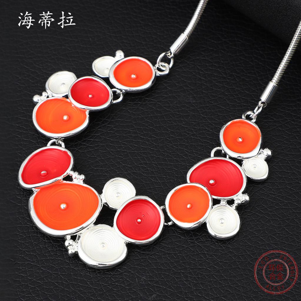 Orange round flower necklace, hot ladies niche dripping oil versatile alloy collarbone chain