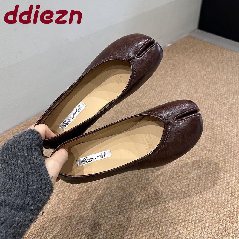 Mode Neu Damen Flache Damenschuhe Slipper Lässige Weiche Mode Seltsame Zehen Fußbekleidung Flats Damen Niedrige Absatzschuhe