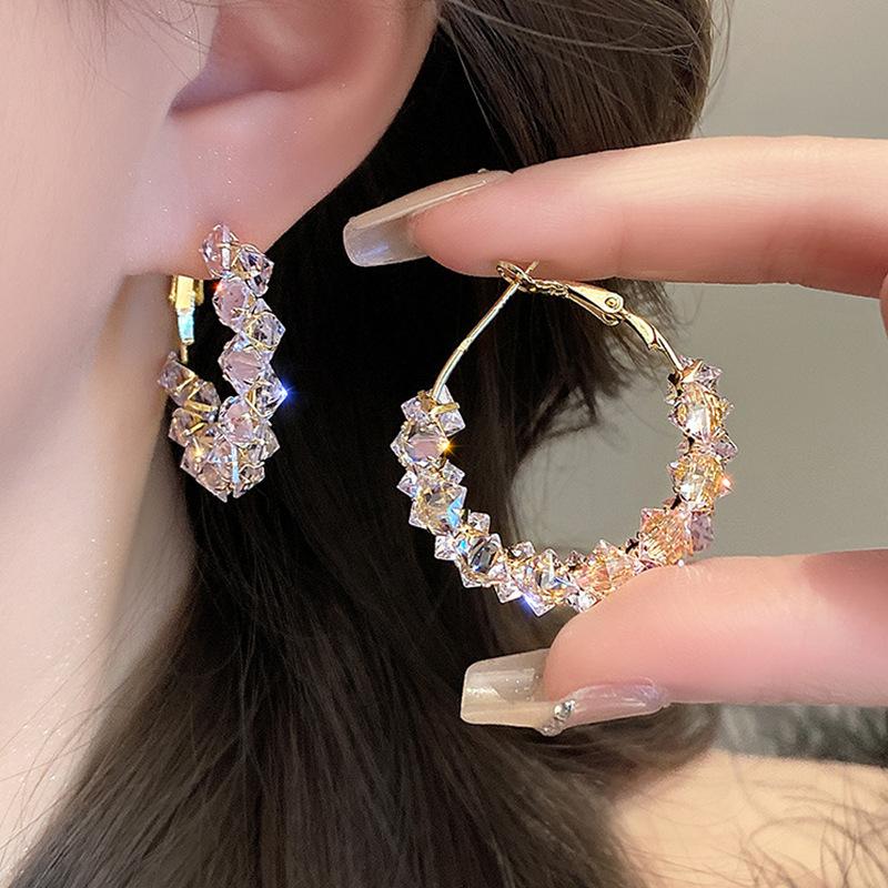 Корейская серия Light Luxury Advanced Feeling Super Shiny серьги для женщин 1 pair золотистый