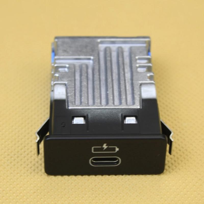 USB Plug Socket Replacement Charging Interface for 28iX 40i 40iX 45eX 30i 50iX 84108711940 Charging Socket Single Port