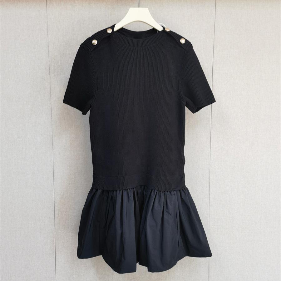 2026 Spring French Elegance Round Neck Short Sleeve Black Dress with Faux Two-Piece Fluffy Skirt S