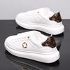 Vår och sommar nya fritidsskor McQueen läder tjock sula höjande andningsbara små vita trendskor 22