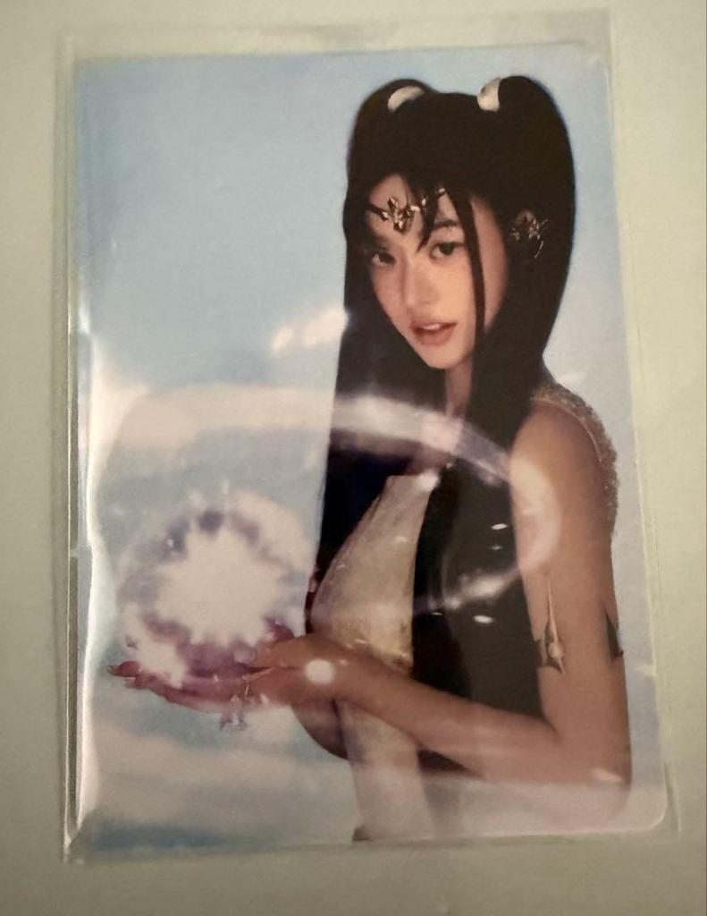 [USED] ILLIT bomb Rakuten Books Minju bonus trading card