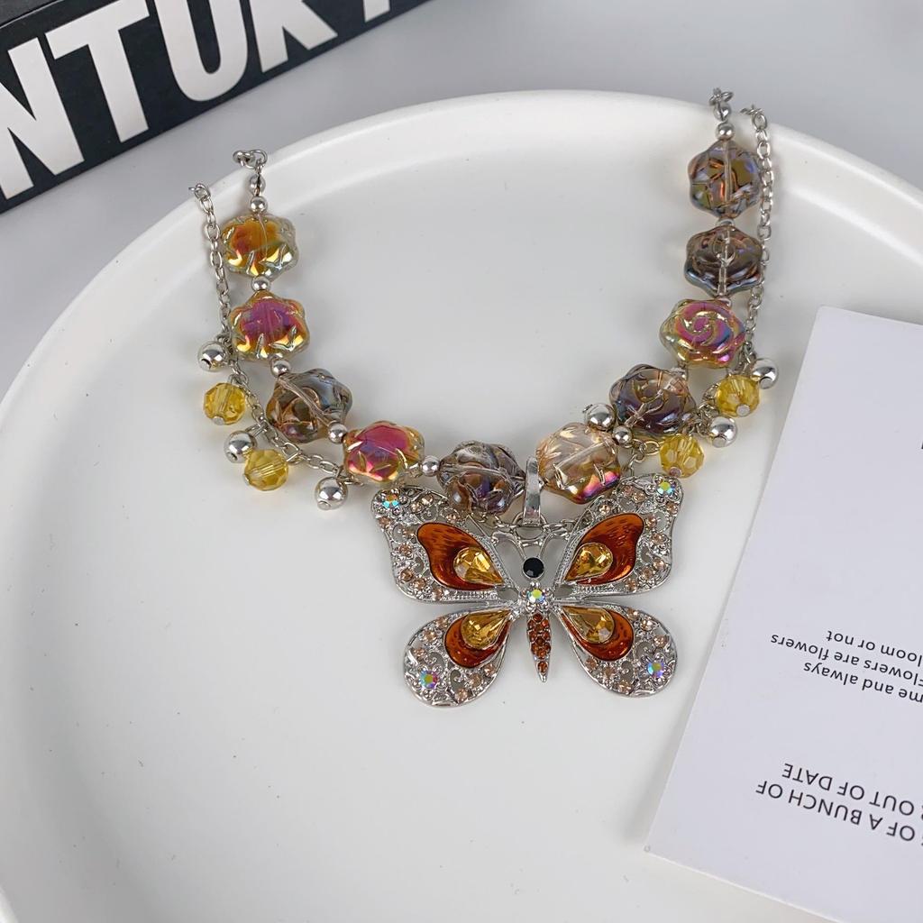 Elegant Double Layer Butterfly Tassel Necklace - Retro Chinese Palace Design with Feminine Charm