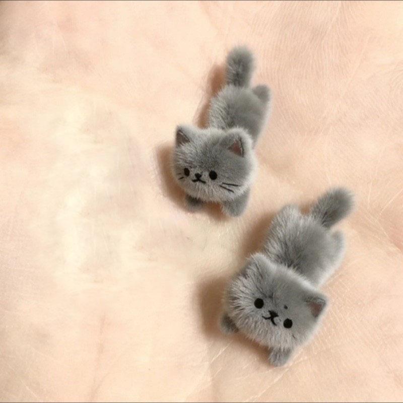 

Cute Flocking Cat Earrings Adorable Kitty Stud Earrings Dainty Trendy Animal Ear Studs Jewelry For Women Unique Gift for Cat Lov серый