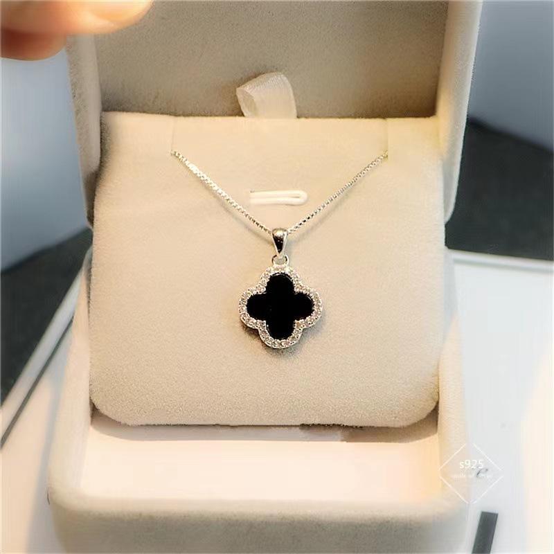 

Agate Four-leaf Clover Necklace for Women Casualelegant Clavicle Chain Easiest for Match Pendant Women s Jewelry 925 silver белого золота