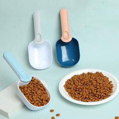 Dog Food Shovel Ergonomic Design Large Capacity ABS Sealing Bag Clip Pet Food Spoon for Dogs