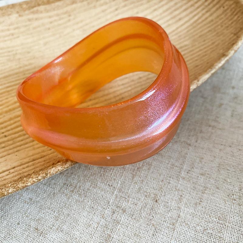 Irregular Resin Bracelet, Simple, Small and Fresh, Versatile Personality, Commuter Bracelet, Niche, High-end Sense, Gentle Jewelry Women