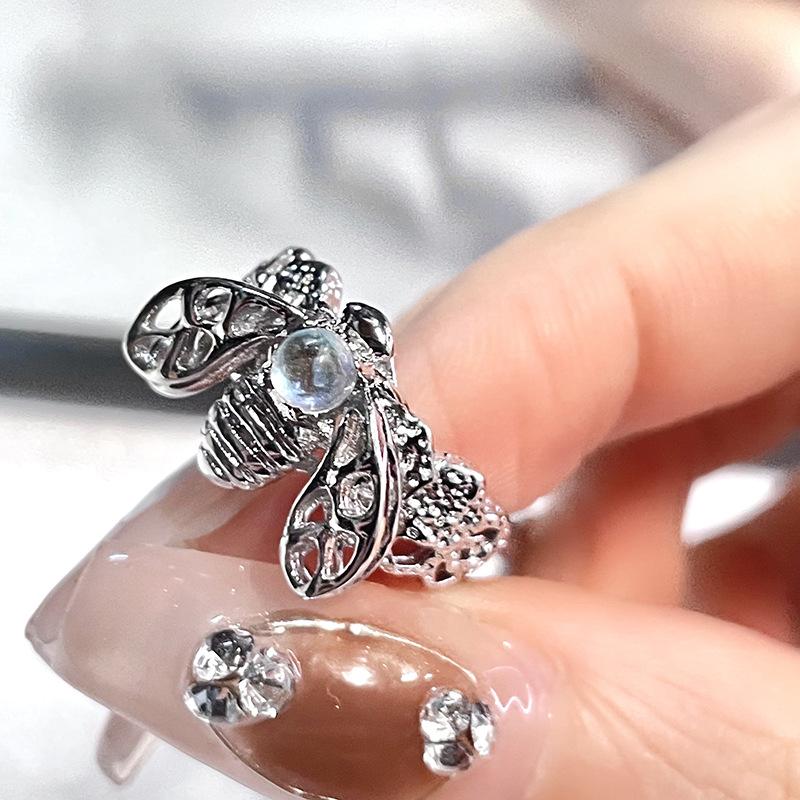 Spider Dark Punk Ring Niche Design High Sense Bee Personality Moonstone Cold Wind Adjustable