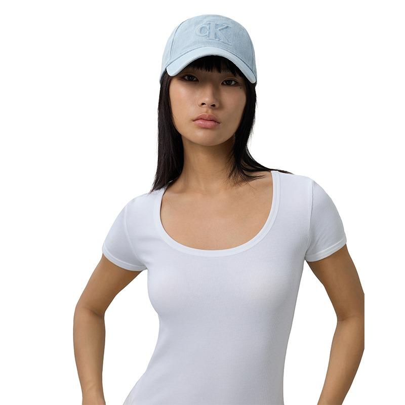 Calvin Klein Jeans classic trendy embossed letters pure cotton cotton baseball cap men and women same style couple model denim light blue 4D5166G-LHL
