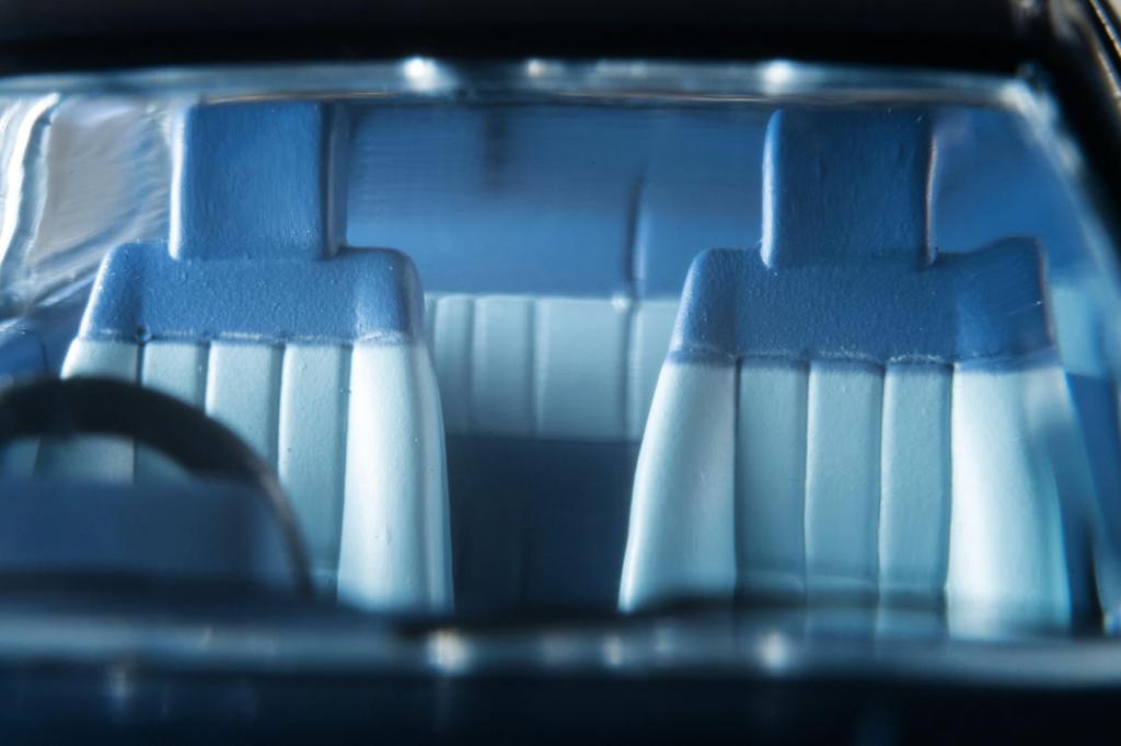Tomytec Tomica Limited Vintage Neo 164 Scale LV-N284d Toyota Corolla Levin 2-Door GT Blue 1983 Model (Finished Model) 334842