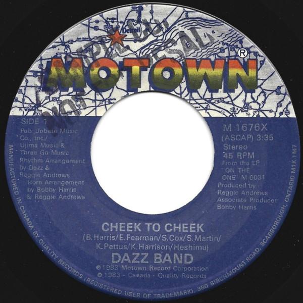 

7inch Record DAZZ BAND - Cheek To Cheek M1676X MOTOWN 1983 Canada Soul/Funk Used