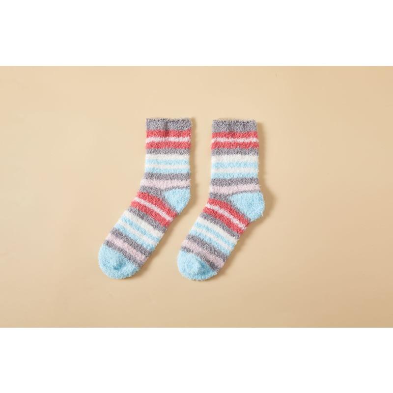 Women's Medium Tube Coral Fleece Socks with Stripes, No Hair Loss, Warm Confinement Floor Socks, Fixed Color Matching Grid
