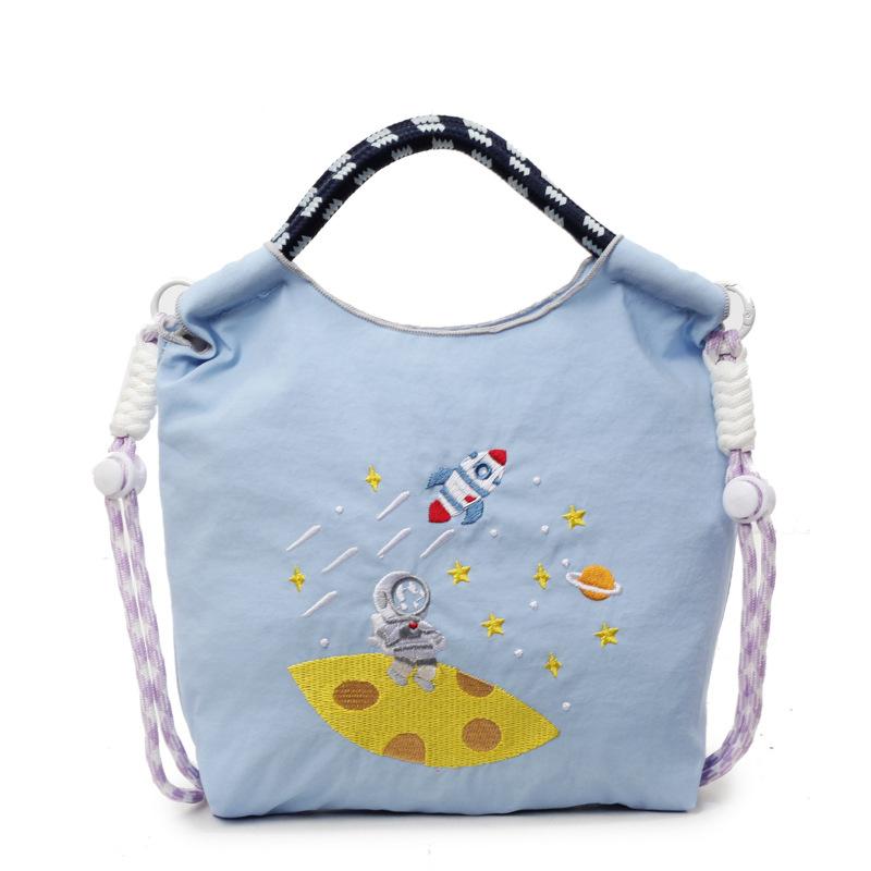 

Japanese-style Embroidered Dodo Bear Eco-friendly Bag for Women, Suitable for Daily Commuting. Moon exploration синій