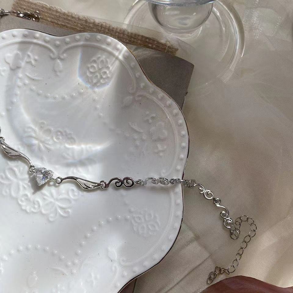 

Angel Wings Neck Chain Wings Opal Super Flash Love Drill Collarbone Chain Women S Niche Design Choker Necklace Tide