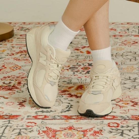 New Balance 2002 R Calm Taupe 2022 - M2002RCC