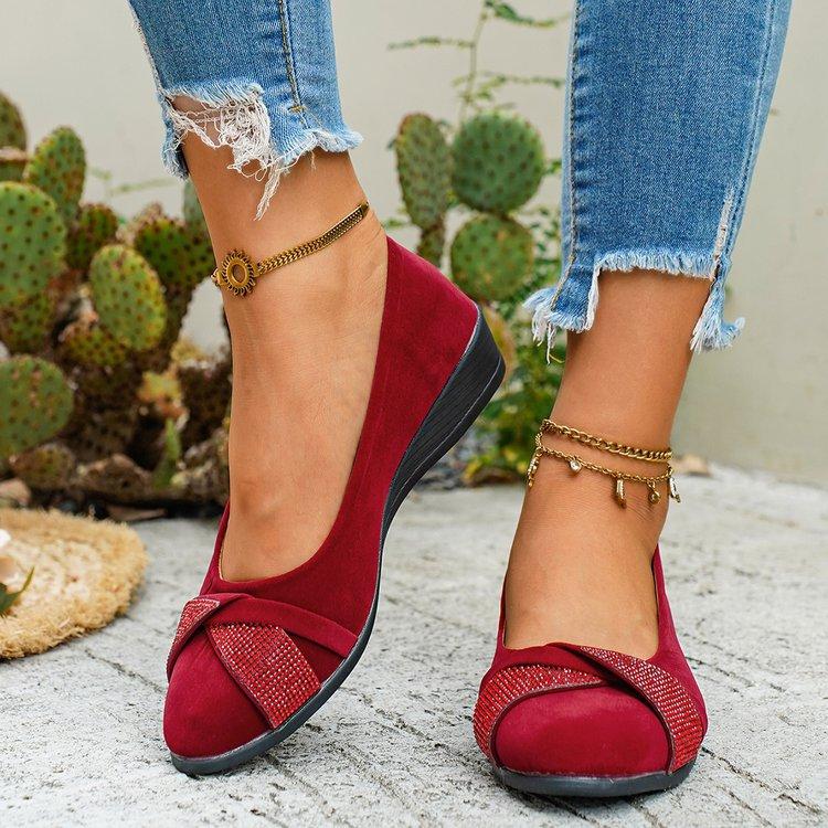 Women's Plus Size Wedge Shoes Spring New Retro Hong Kong Style Rhinestone Casual Single Shoes