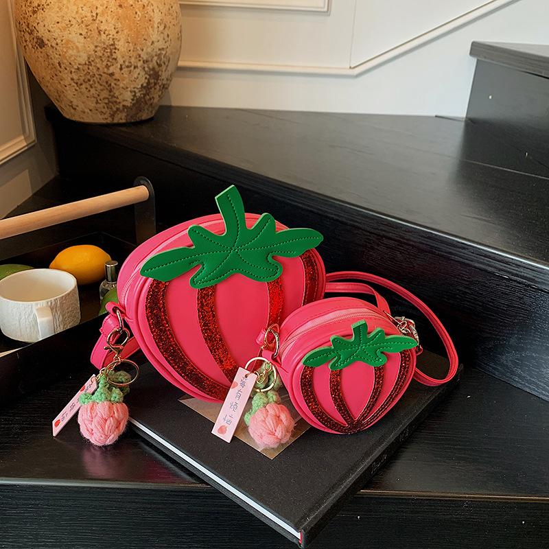 Cute strawberry bag 2025 new Mori sweet girl fashion sequined shoulder bag foreign versatile small messenger bag