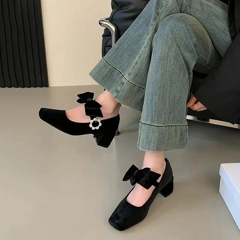 2025 Designer Velvet Butterfly-knot Shoes Women Fashion Elegant Party Wedding Shoes Women French square toe loafers