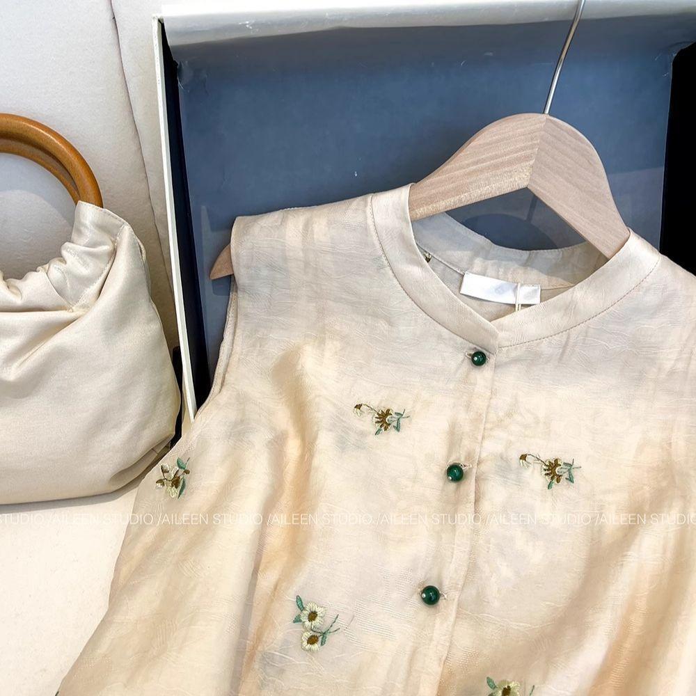 

Тонкий женский жилет без рукавов Тонкий жилет Жилет Летний вышитый топ на пуговицах M (under 50kg recommended)