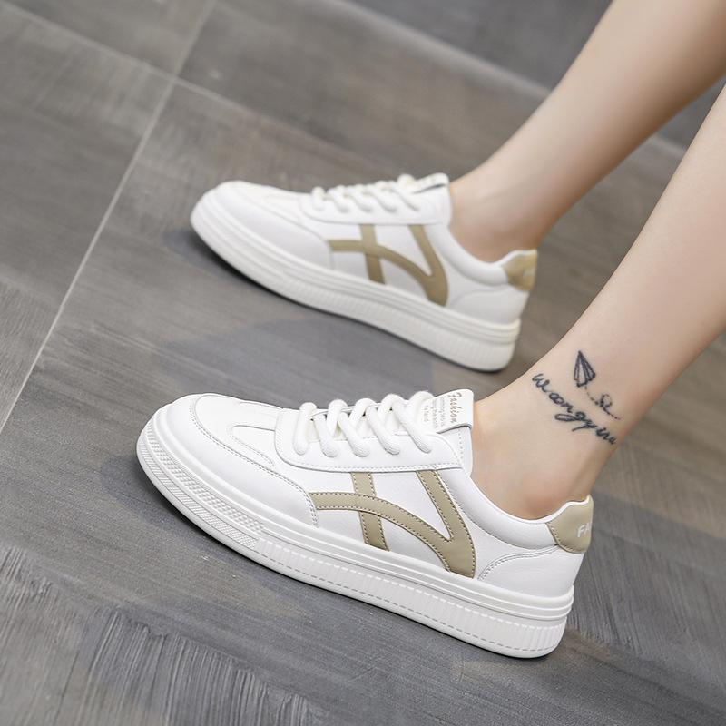 

Leather little white shoes children 2025 spring new lightweight soft sole single shoes casual sports shoes student flat baseplate shoes 40