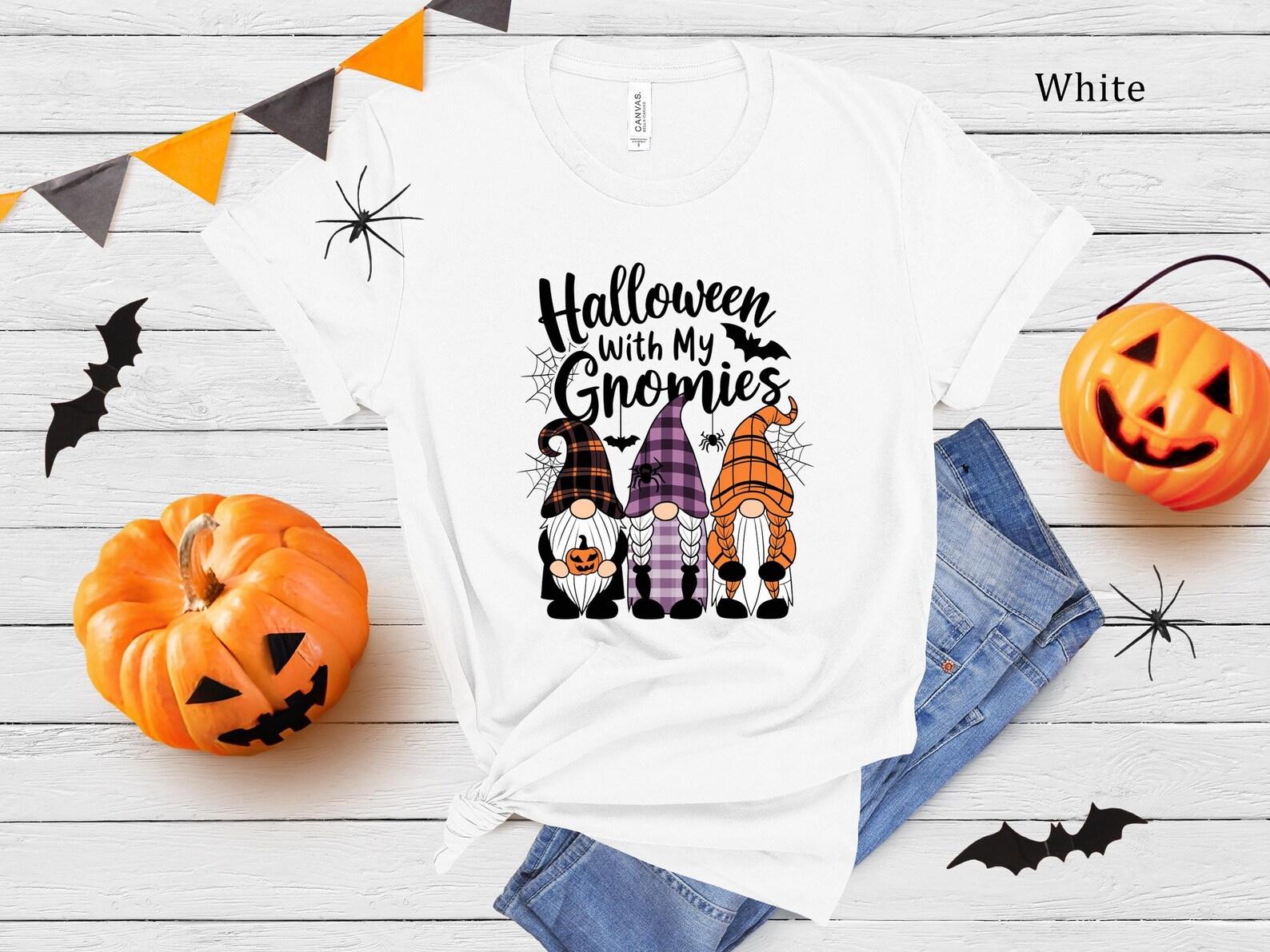 Halloween Gnomies T-Shirt | Funny Fall Festive Tee M