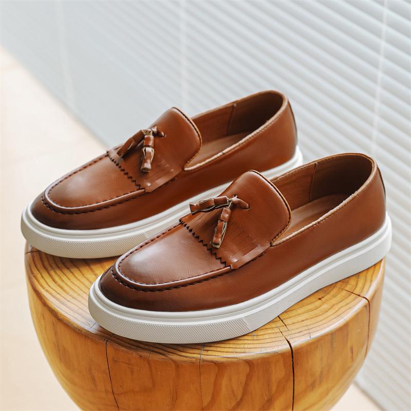 Fashion Men's Classic Tassels Loafers Moccasins Men Casual Slip-on Leather Shoes Mens Outdoor Board Shoe Driving Flats