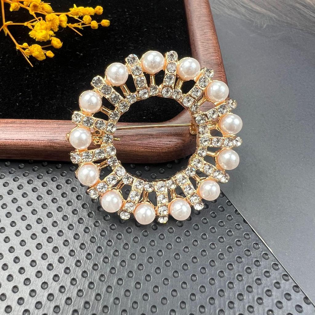 Broșă Retro Cristal Diamant cu Ac Anti-Expunere și Cataramă din Aliaj pentru Accesorii Vestimentare