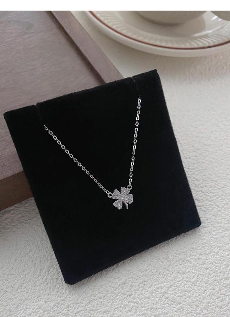 Lucky Four-Leaf Clover Sterling Silver Diamond Pendant Necklace – Elegant, Light Luxury Clavicle Chain for Women