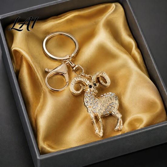 Golden Plated Key Ring Sparkling Rhinestone Goat Keychain for Men Zinc Alloy Accessory Women Decorative Keychain Car Keys Handbags Backpacks Purses