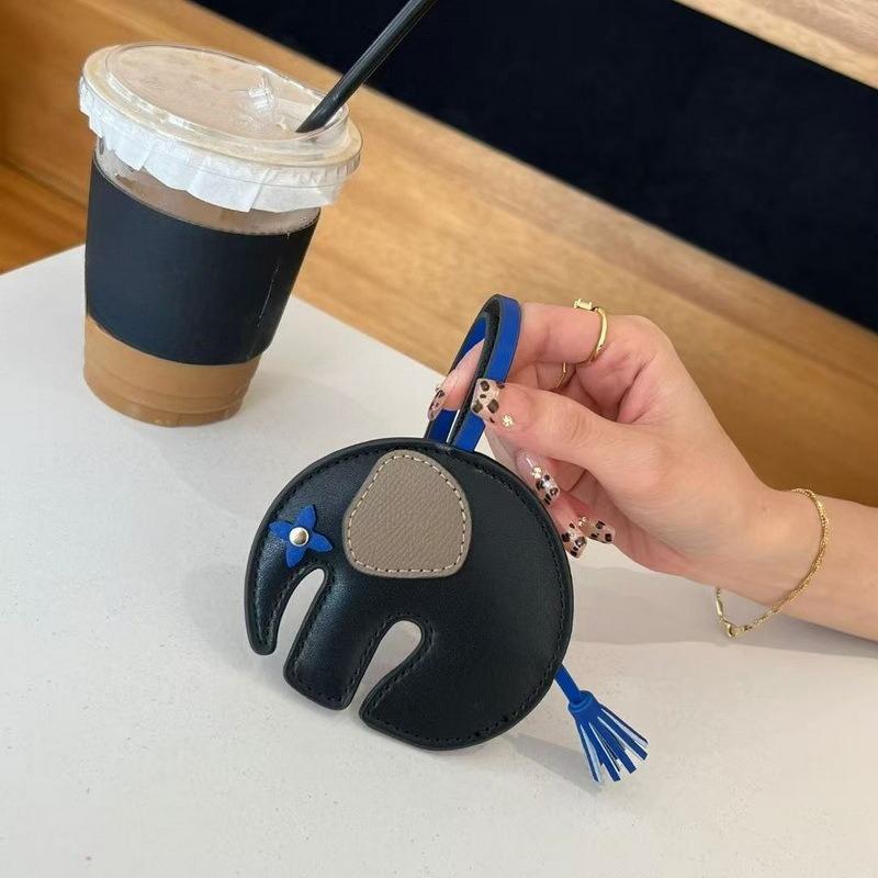 New Color Matching Cute Baby Elephant Elephant Bag Small Holding Decoration Exquisite Cartoon Pendant