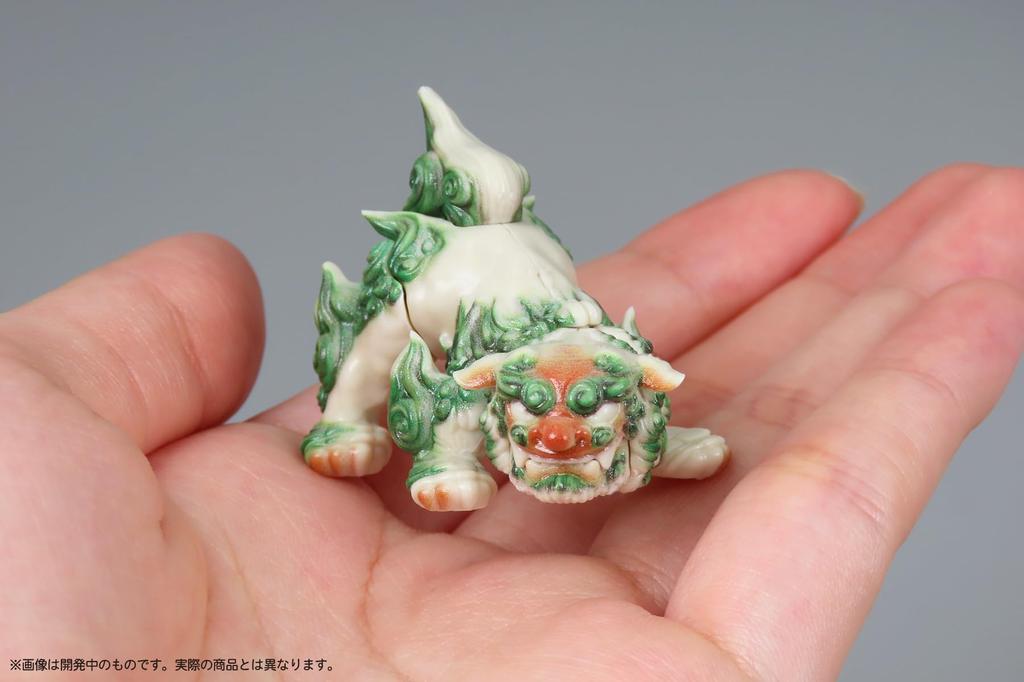 MIC DIG Plastic Model Kit of a Shisa on a Desk Pre-painted