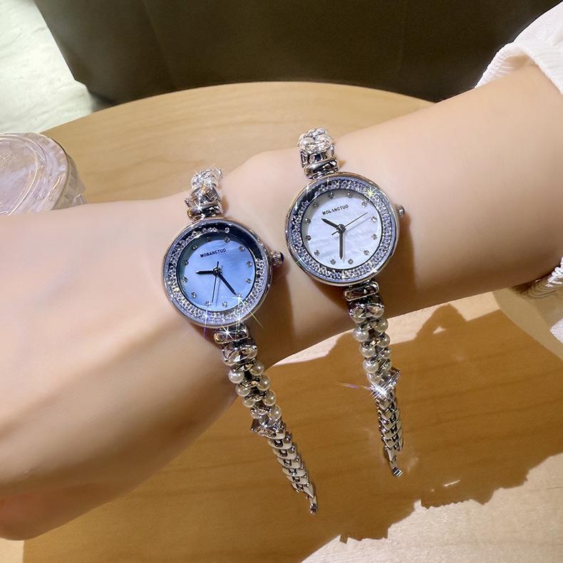 Fashion Accessorie Women's Light Diamond-Encrusted Luxury Pearl Bracelet Watch Round Quicksand High-End Fritillary Quartz Watch