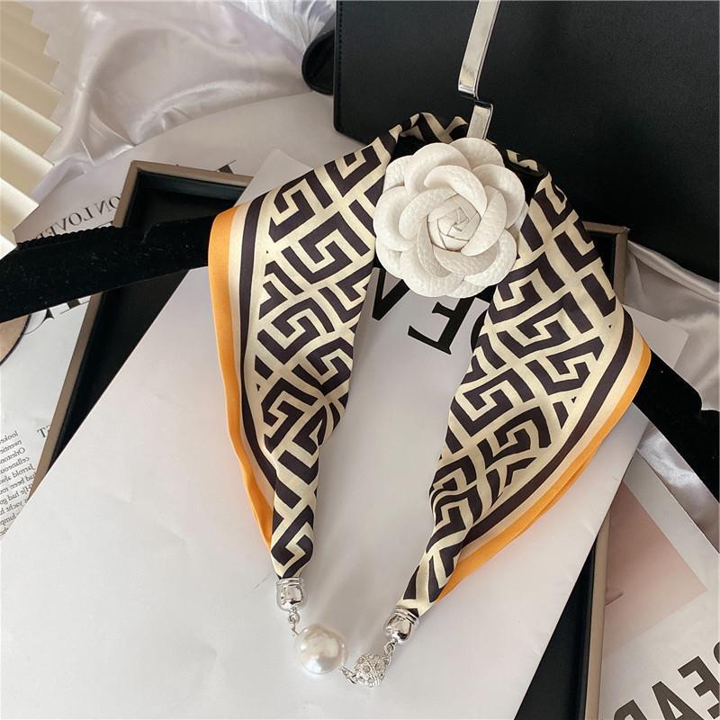 New Luxury Design Magnetic Pearls Button Silk Scarf Women Summer Neck Ornament Silk Scarves Lady Shirt Sunscreen Decoration Gift