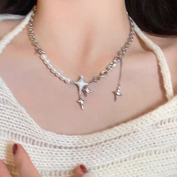 

Hollow water drop pendant necklace female titanium steel does not fade cold wind temperament sweater chain minimalist personality niche accessories