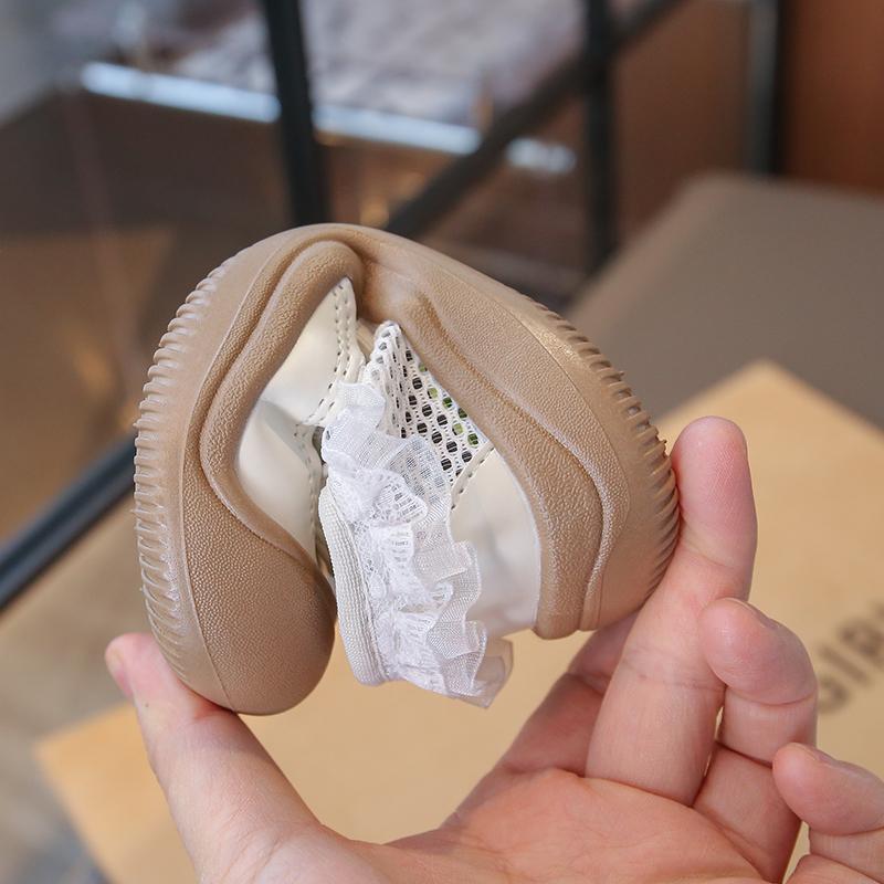 Kids Casual Sandals for Girls 2025 Summer Cut-outs Mesh Soft Sole Toddler Beach Sandals with Lesbian Versatile Chic School Shoes