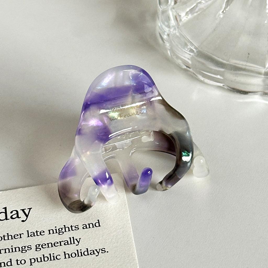 Elegant Korean Design Small Hair Claw Clip Chic Classy Hair Accessory Perfect For Everyday Use