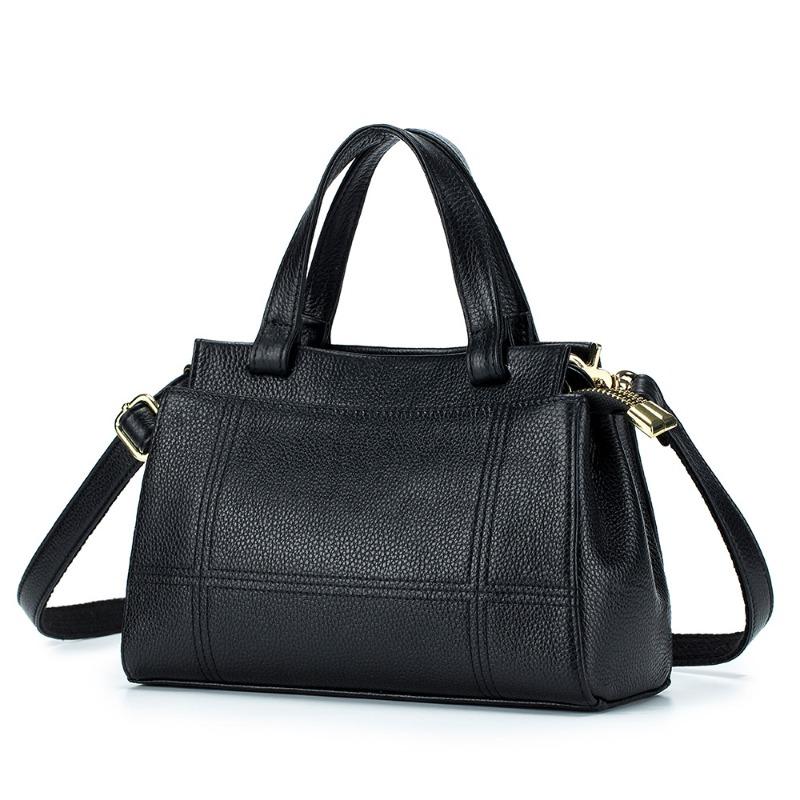 

New leather women s bag women s handbag simple shoulder bag first layer cowhide messenger bag exquisite Boston bag чёрный