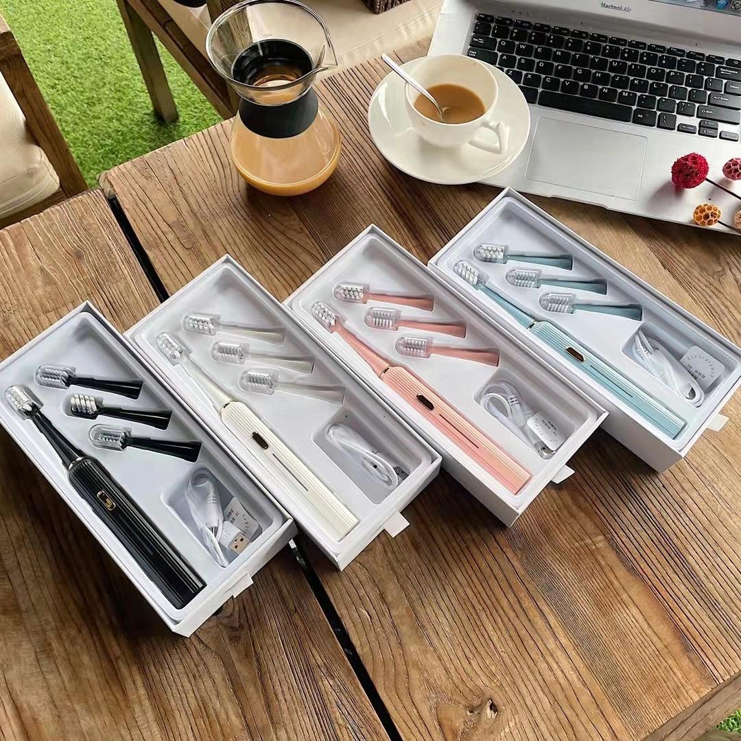 Ультразвуковая электрическая зубная щетка с 3 насадками — фото 6