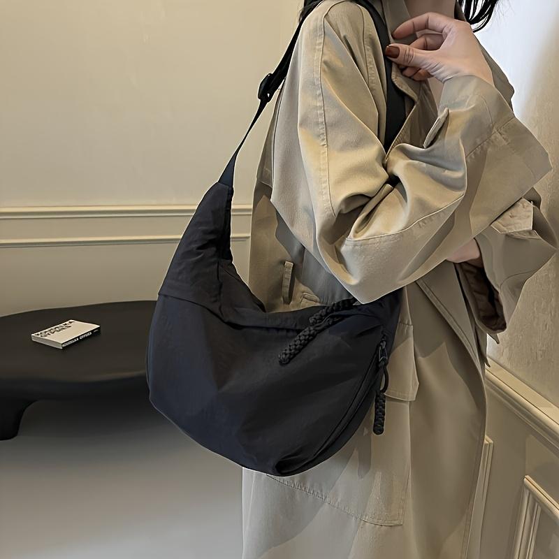 Women Elegant Lightweight Large Capacity Tassel Adjustable Strap Zipper Crossbody Bag