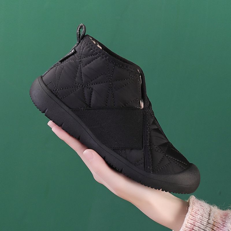 Fashion Winter Fleece-lined Round Toe Soft Sole Women's Snow Boots Sale Fashion 2025 Lamb Chic and Elegant Large Size Warm Ladies Shoes