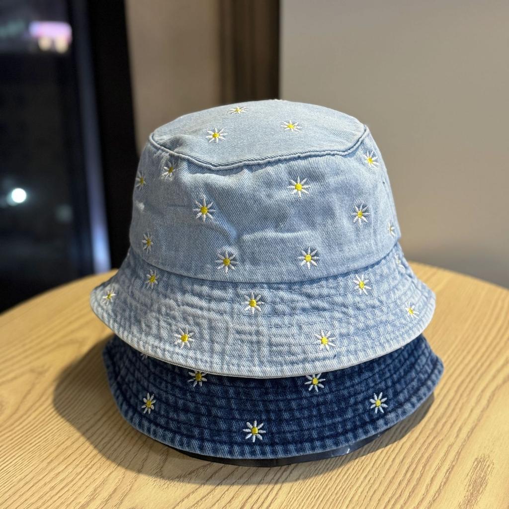 New vintage washed denim fisherman hat for women, cute small flower pot hat for spring and summer, versatile and face-slimming, trendy sun hat