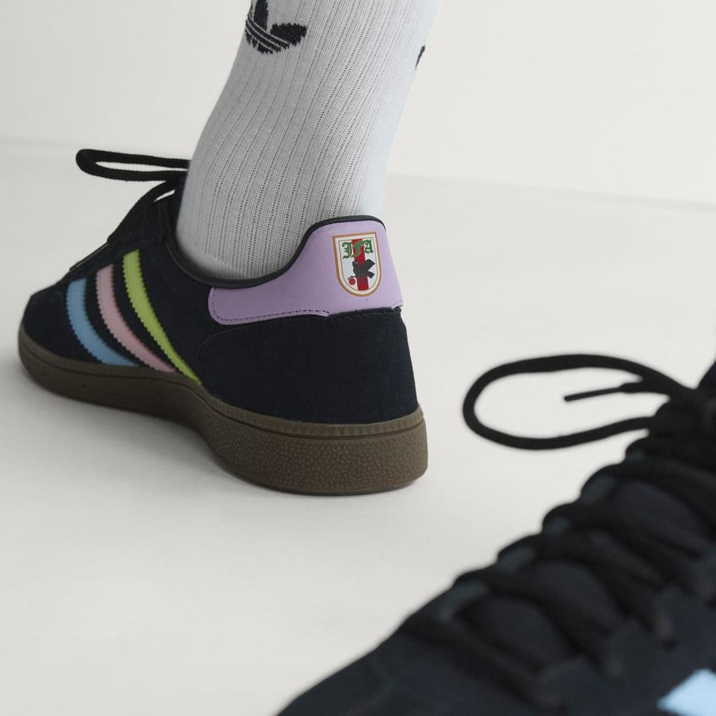 adidas Japan Handball Spezial HP3675 Unisex Originals Sneakers Core Black / Glow Blue / Off White