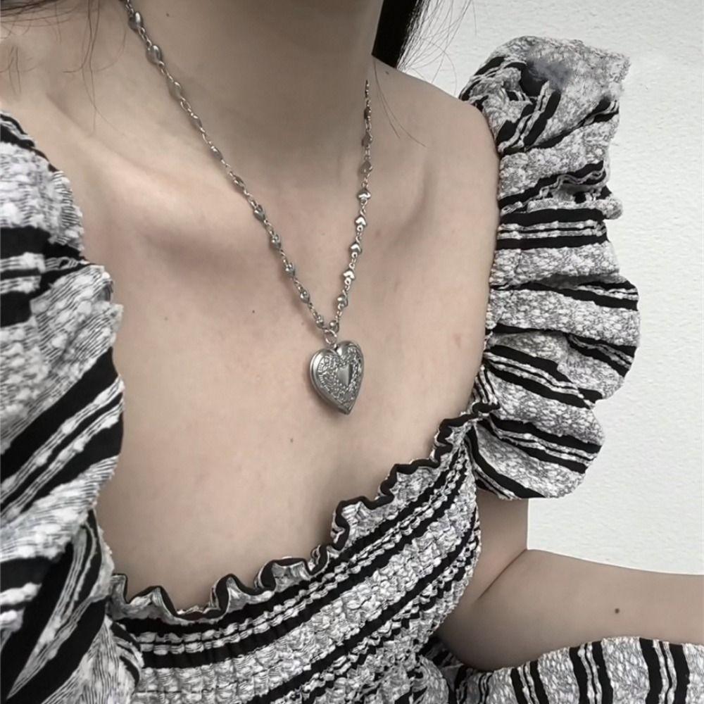 Y2K Message Locket Necklace Jewelry Accessories Photo Picture Necklace New Heart Necklace