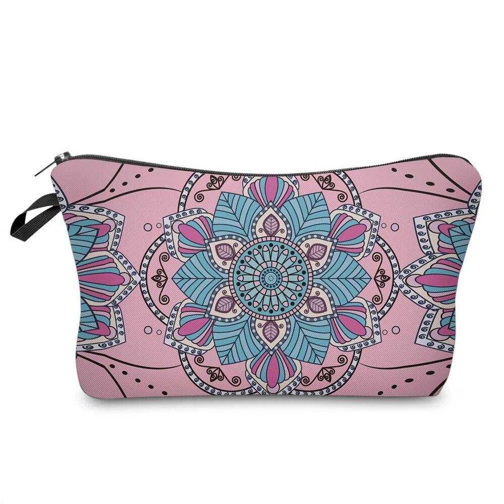 Women's Makeup Bag Vintage Mandala Print Cosmetic Bag Lightweight Clutch Coin Purse Zipper Portable Makeup Pouch Toiletry Bag